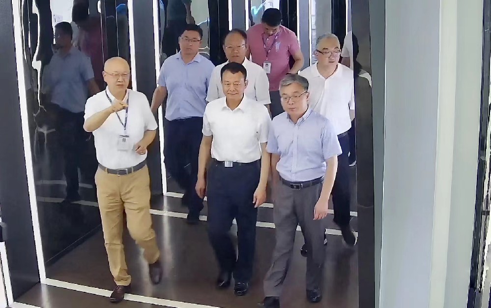 贛州市委副書記、市長李克堅(jiān)蒞臨憶源科技宣講黨的二十屆三中全會(huì)精神并參觀調(diào)研